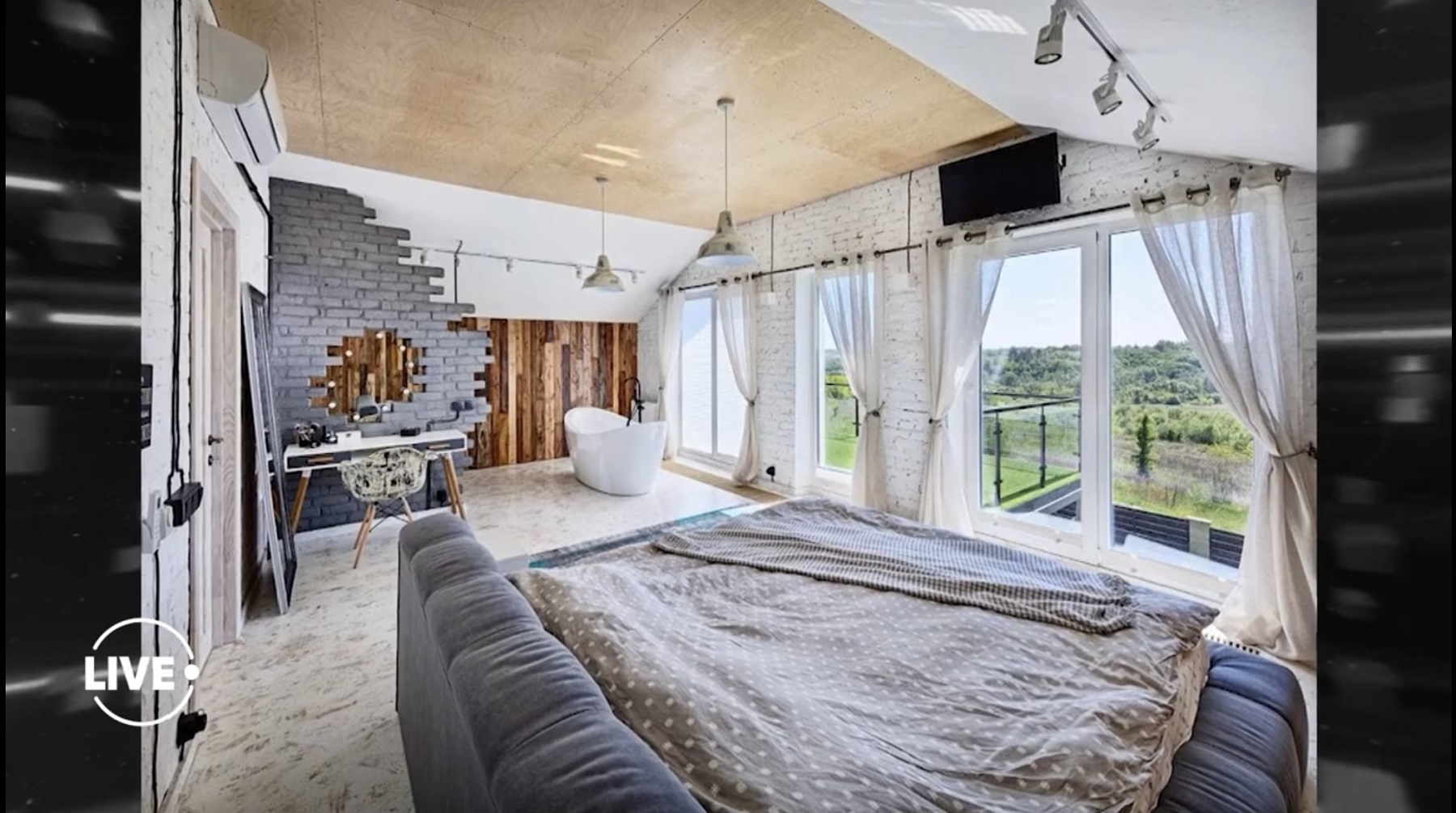 Однушка возле костела и особняк под Киевом с "дырой" в спальне: как выглядит жилье Влада Ямы (видео)